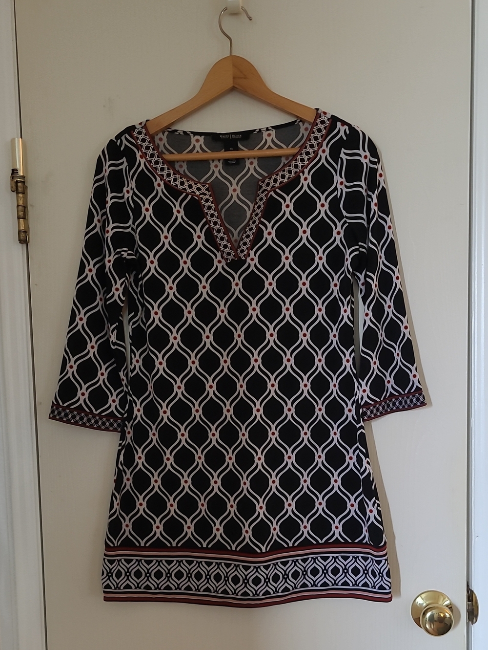 White House Black Market Tunic Top